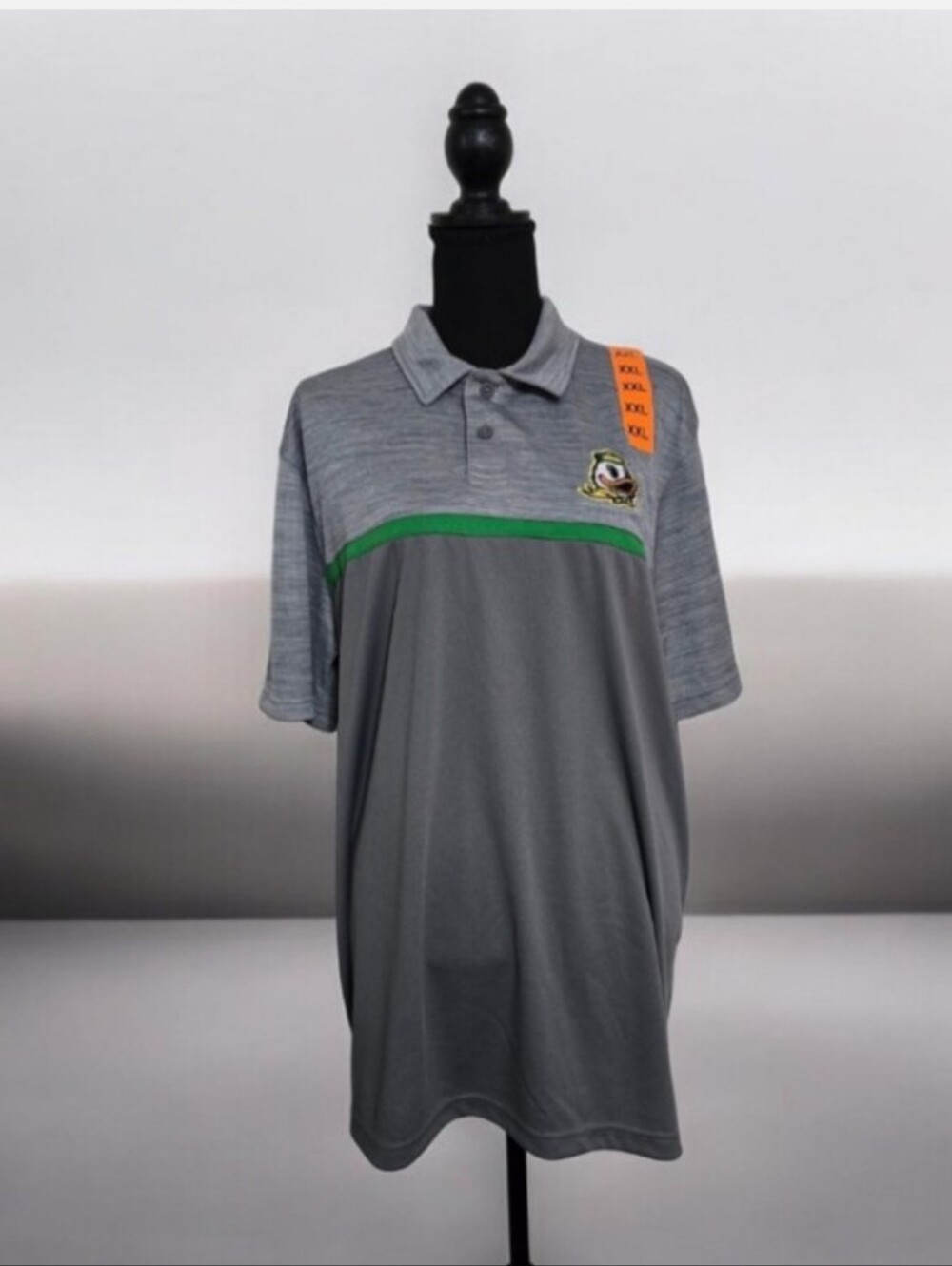Men's Grey Polo Shirt with Green Accent - Athletic Style